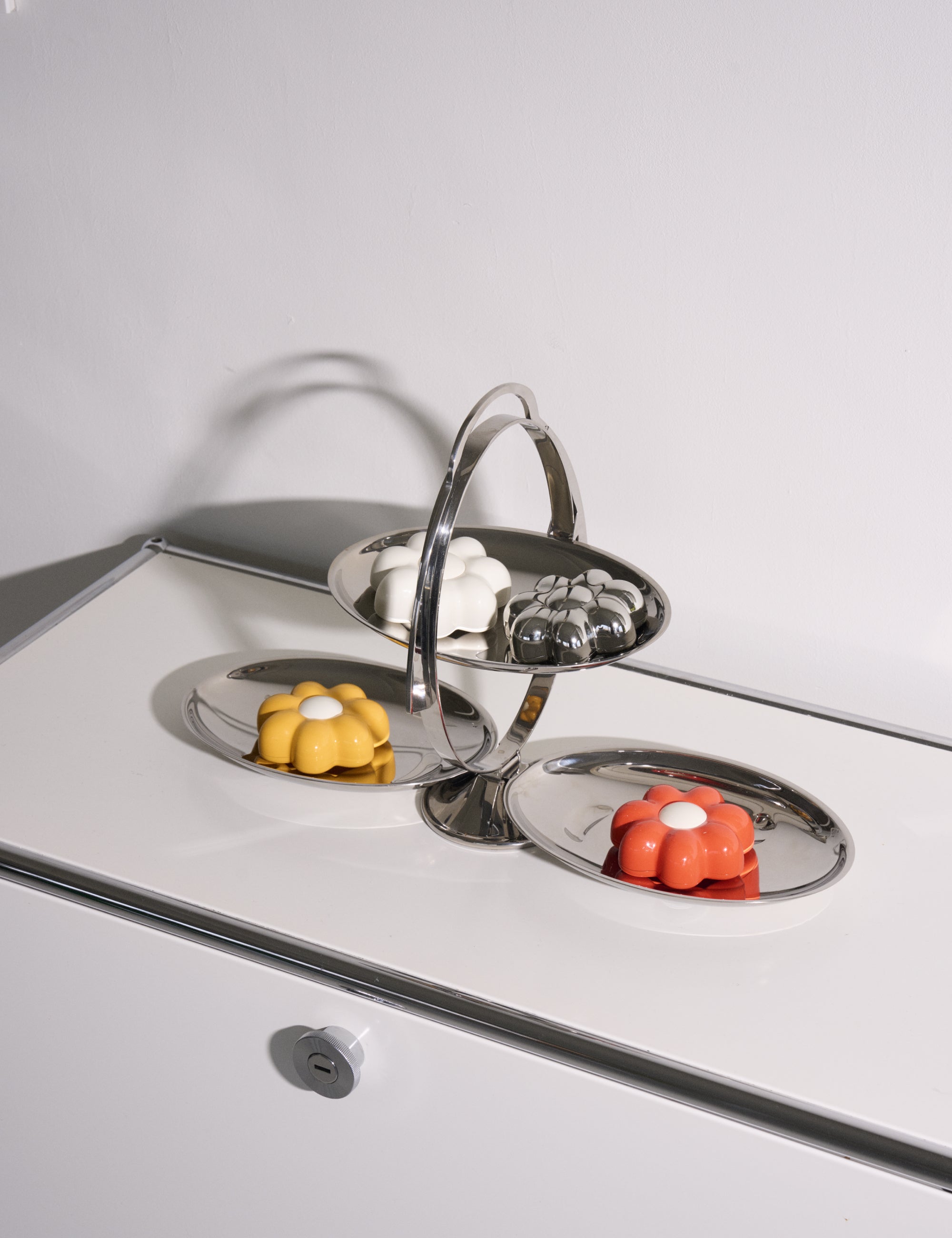 Objet Charger(US) - Flower Collection