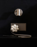 Daisy White + Objet Charger (US/Canada)