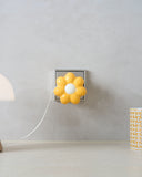 Sunflower Yellow + Objet Charger (US/Canada)